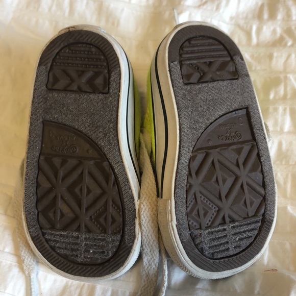Neon baby converse! - Picture 4 of 4